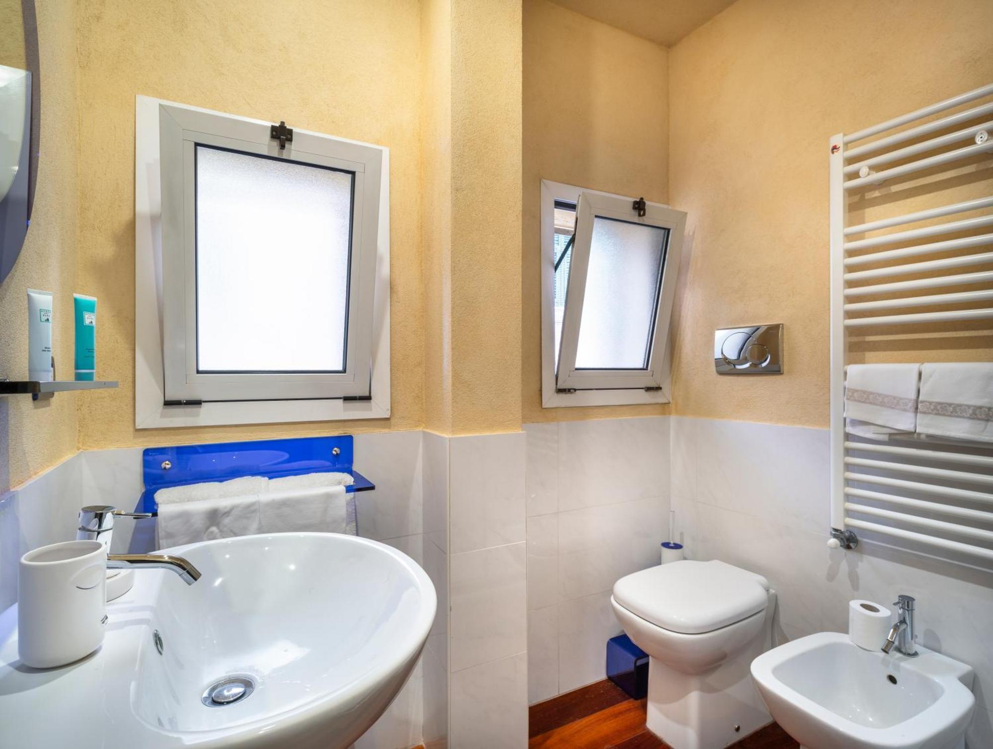 Rosabianca Boutique Hotel Rapallo Exterior photo